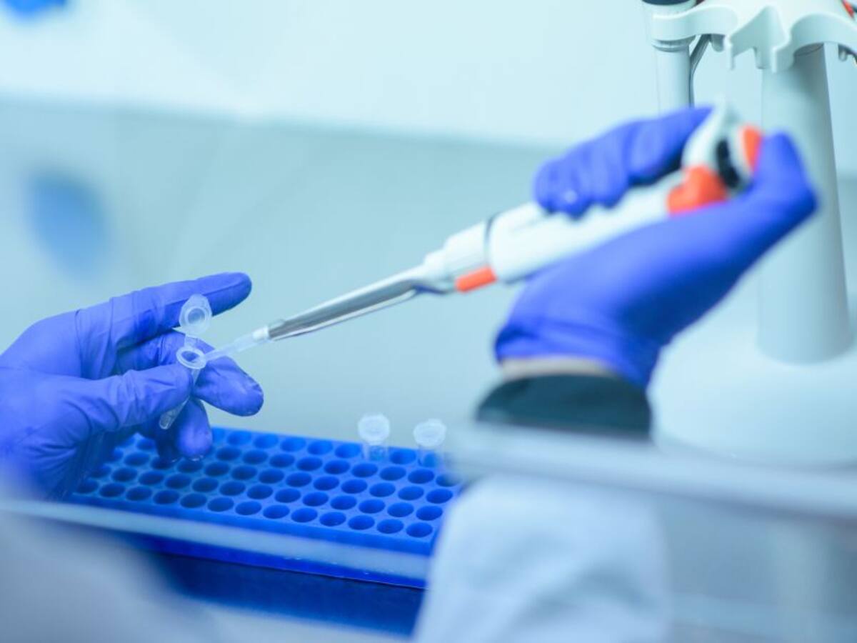 Cuatro laboratorios, interesados en practicar vacunas de COVID en Colombia