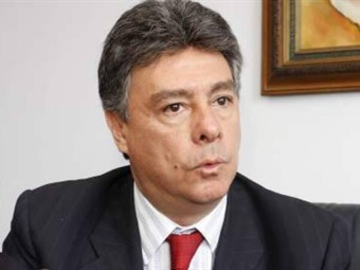 Ratifican libertad a exdirector de DNE Carlos Albornoz