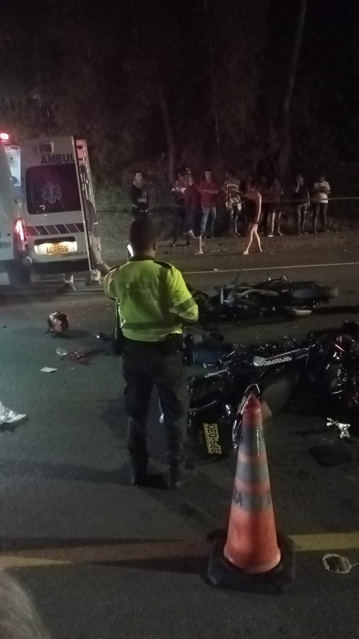 Dos personas murieron en accidente de tránsito en Santander