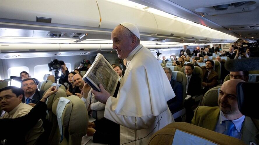 Poco después de despegar rumbo al país caribeño, Francisco hizo esa declaración a los 72 periodistas que le acompañan en el vuelo/ Imagen de referencia. Foto: Getty Images