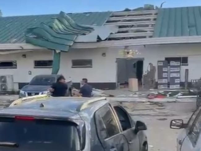 Daños en Comando Denor por carro bomba / Foto Caracol Cúcuta