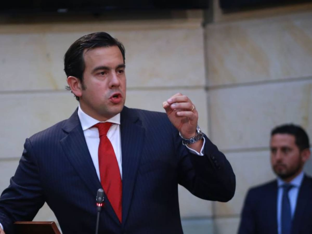 Rodrigo Lara anuncia acciones legales contra el Nuevo Liberalismo