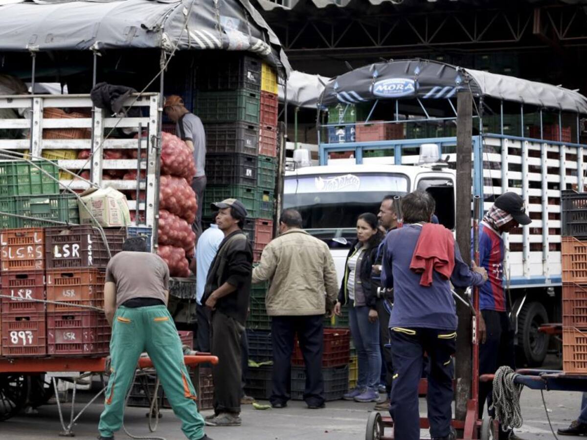 Niegan entrada a Corabastos a los voluntarios del Banco de Alimentos