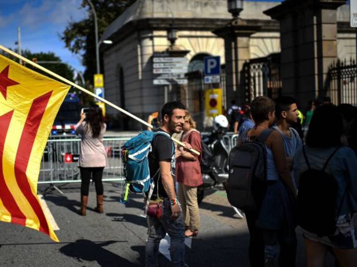 Si Puigdemont declara la independencia, España intervendrá de inmediato a Cataluña: Marzal Sarrats