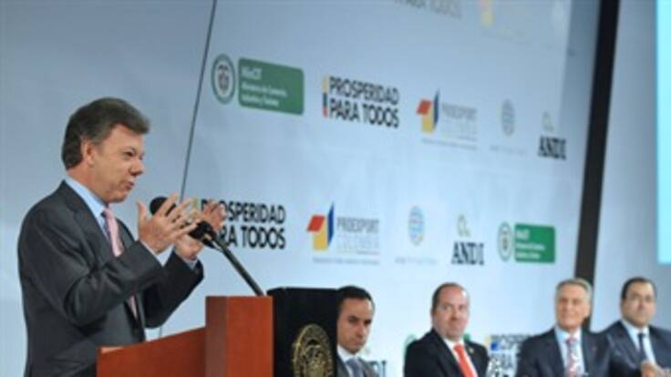 Con las Farc no se negocia propiedad privada ni políticas comerciales: Santos