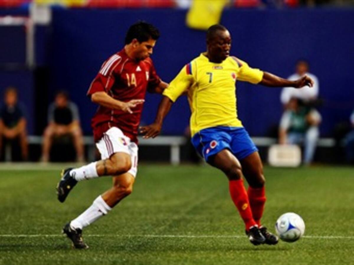 Los jugadores de la Selección Colombia empiezan a llegar a Madrid