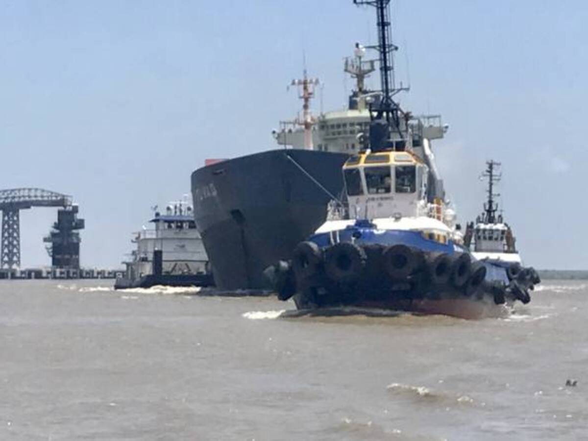 Más de 35.000 toneladas se han tenido que aligerar por bajo calado en el Puerto