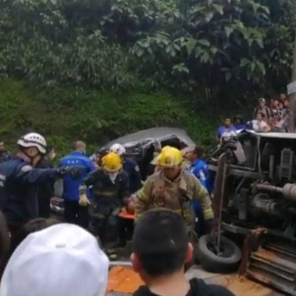 A 19 asciende el número de heridos en accidente en la vía Pereira - Armenia