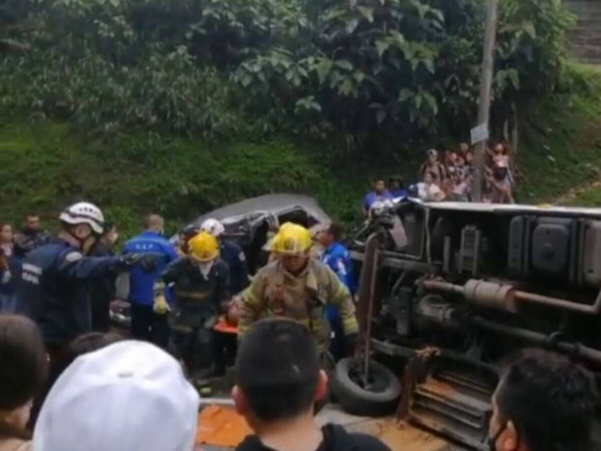 A 19 asciende el número de heridos en accidente en la vía Pereira - Armenia