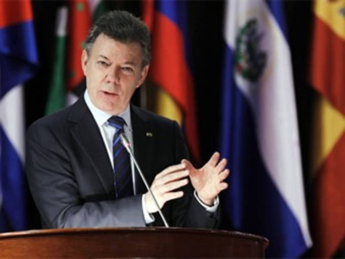 Santos se reunirá con Rajoy y el rey Juan Carlos