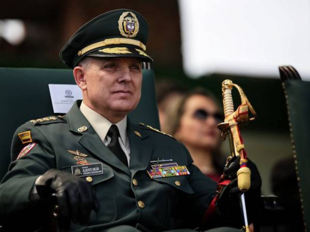 Ingreso a la Otan no representa un peligro: general Alberto Mejía