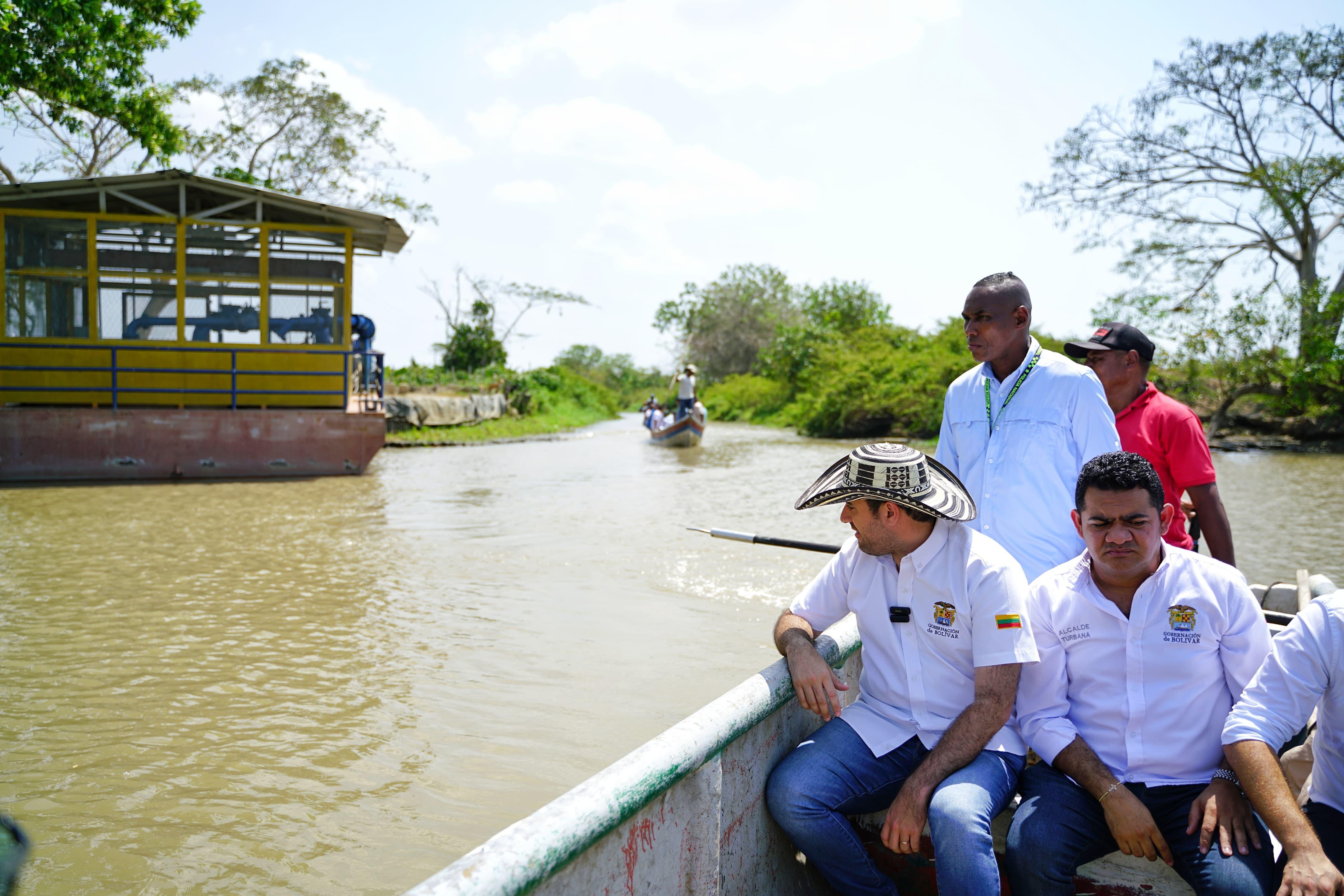 Gobernador Arana lidera intervención integral en el canal de Lomas de Matunilla
