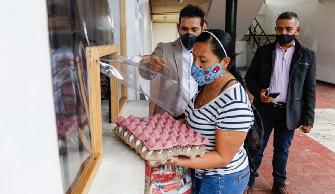 Entrega del PAE en Manizales