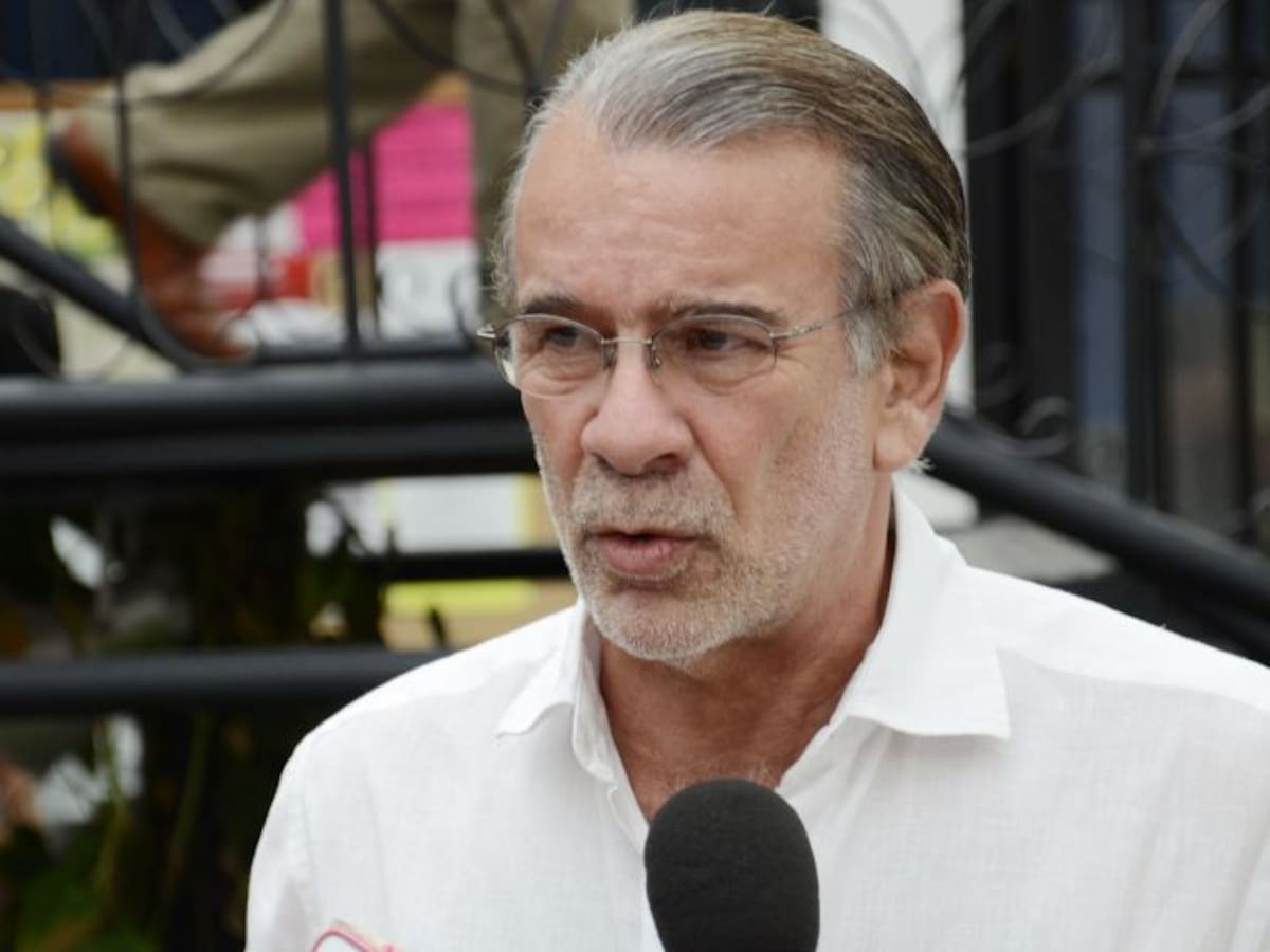 "Queremos saber la posición de Duque sobre la Ley de Regiones": Verano