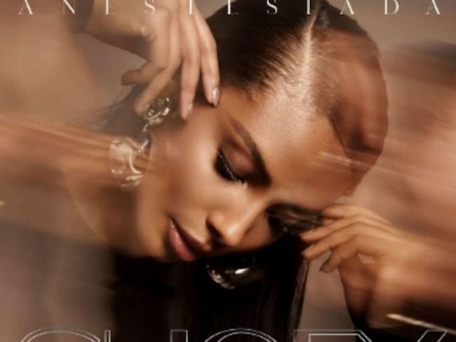 Sugey lanza su carrera como solista con el sencillo “anestesiada”