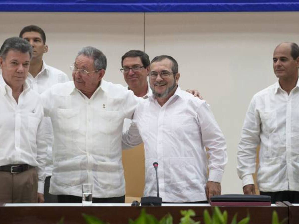 Acuerdo de paz con las Farc no se firmará el 23 de marzo: Enrique Santigo