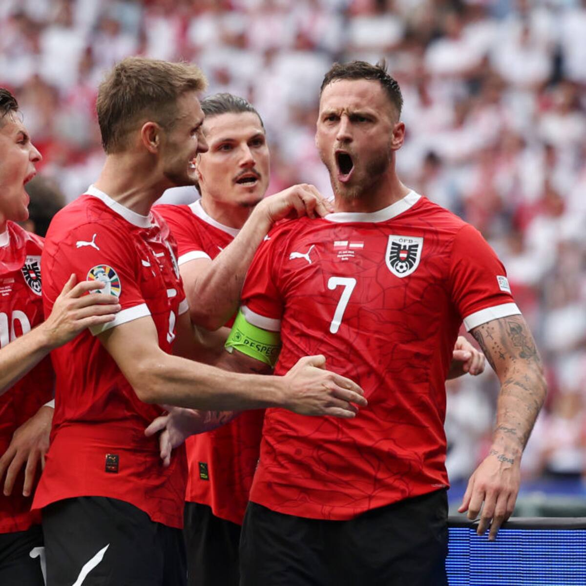 Austria da la sorpresa en la Eurocopa: clasifica por delante de Francia y Países Bajos