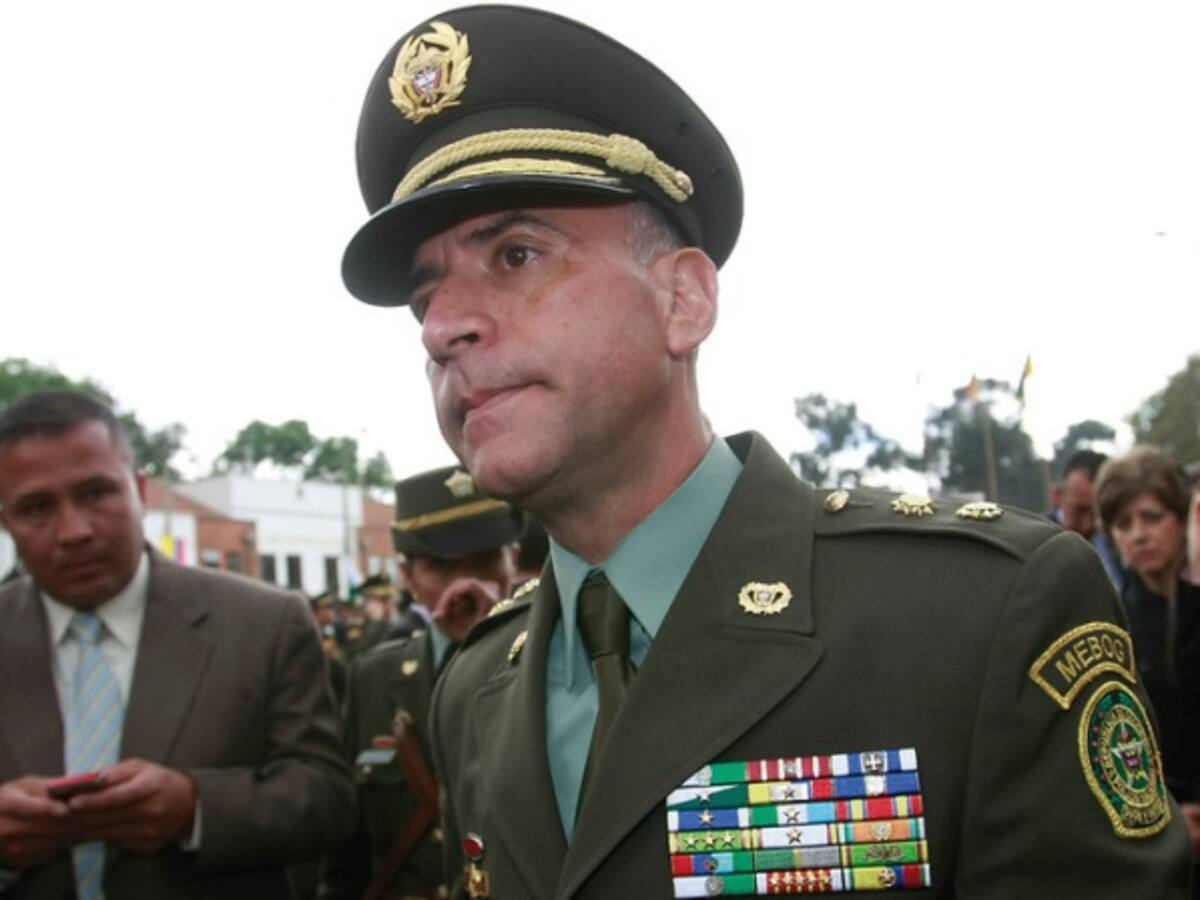 Archivan investigación a general (r) Luis Eduardo Martínez por presuntos nexos con grupos ilegales