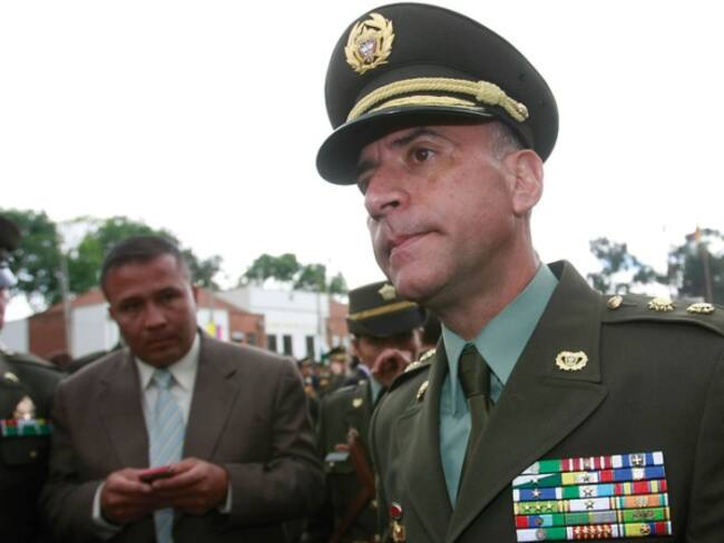Archivan investigación a general (r) Luis Eduardo Martínez por presuntos nexos con grupos ilegales