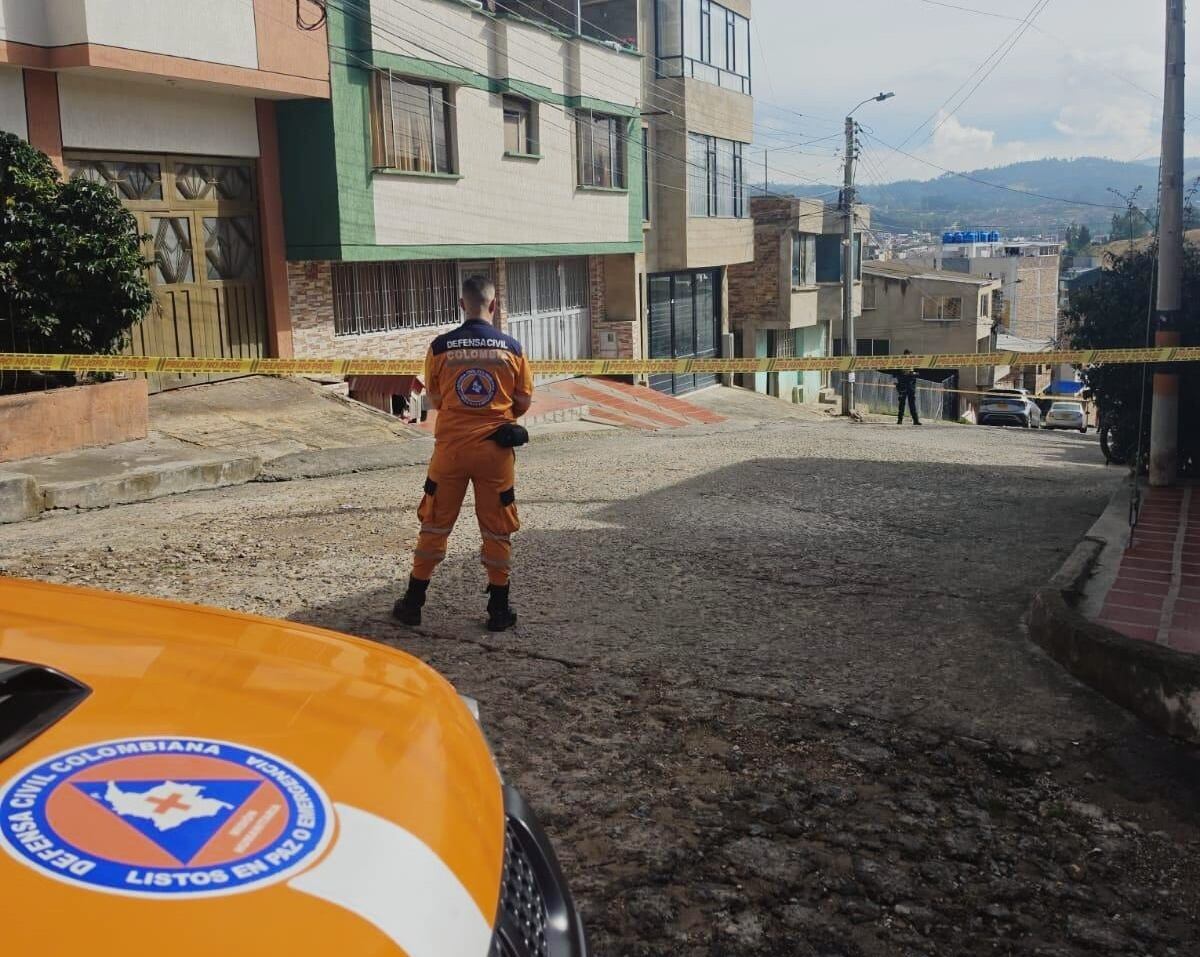 La mujer de 26 años llevaba dos días en la vivienda en la que fue hallada sin vida en la ciudad de Duitama / Foto: Defensa Civil de Duitama.