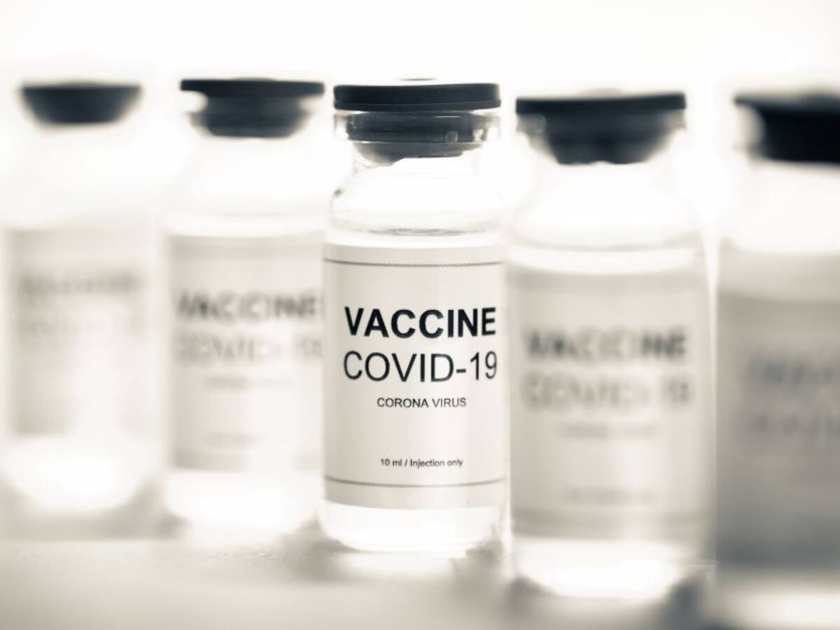 Llegó a Colombia un nuevo lote con más de 200.000 vacunas contra la COVID