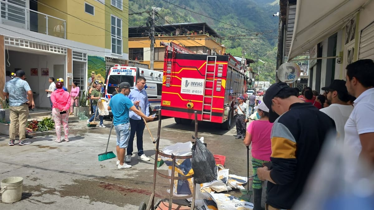 Explosión de cilindro de gas causó pánico en Cajamarca, Tolima