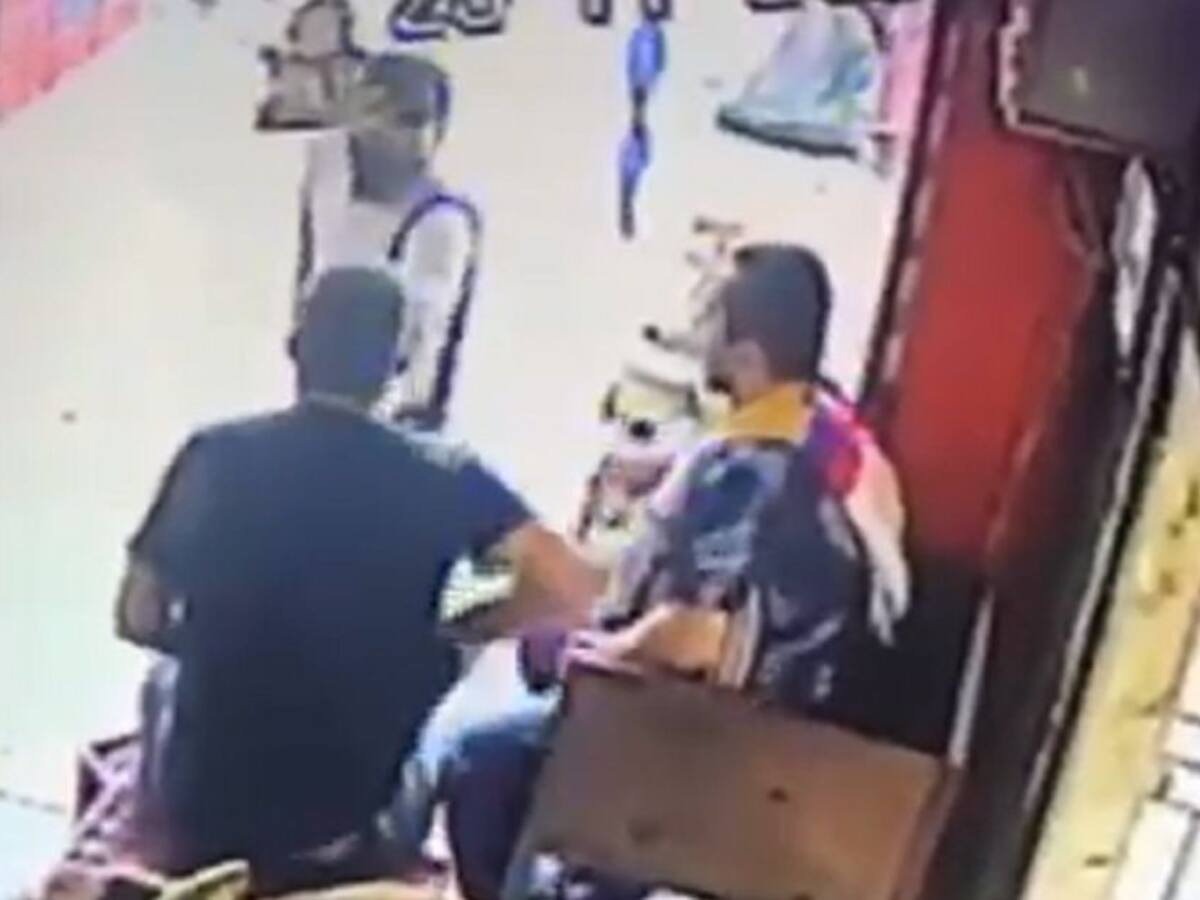 (Video) Asesinan a comerciante en su negocio en el mercado de Cartagena