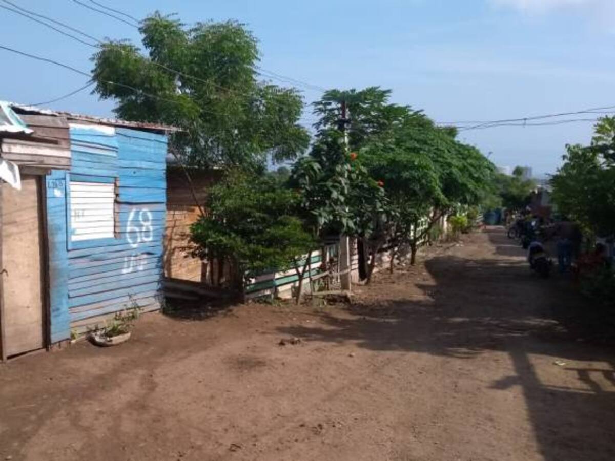 Ordenan reubicar a familias invasoras del Cerro de La Popa en Cartagena