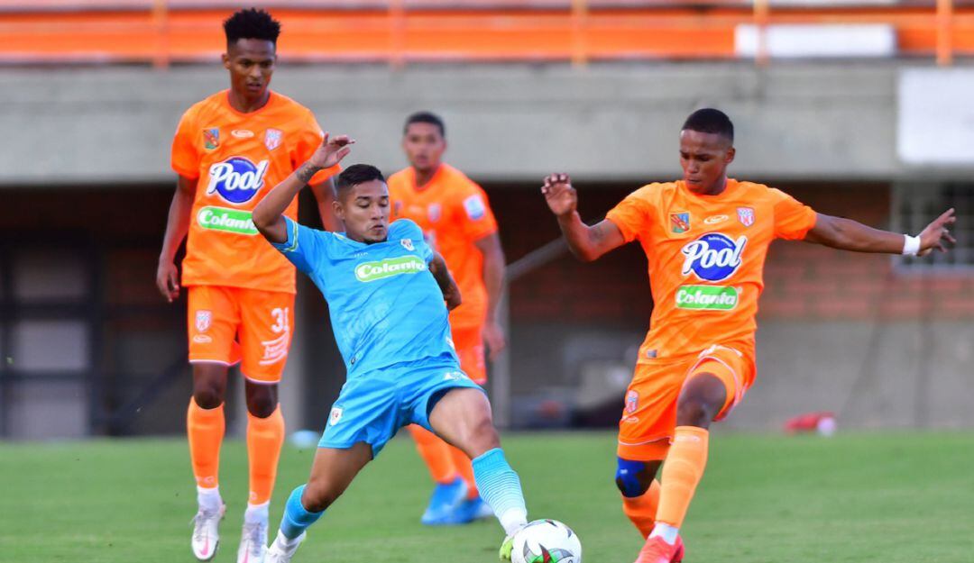 Envigado y Jaguares empataron 1-1 en el estadio Polideportivo Sur.