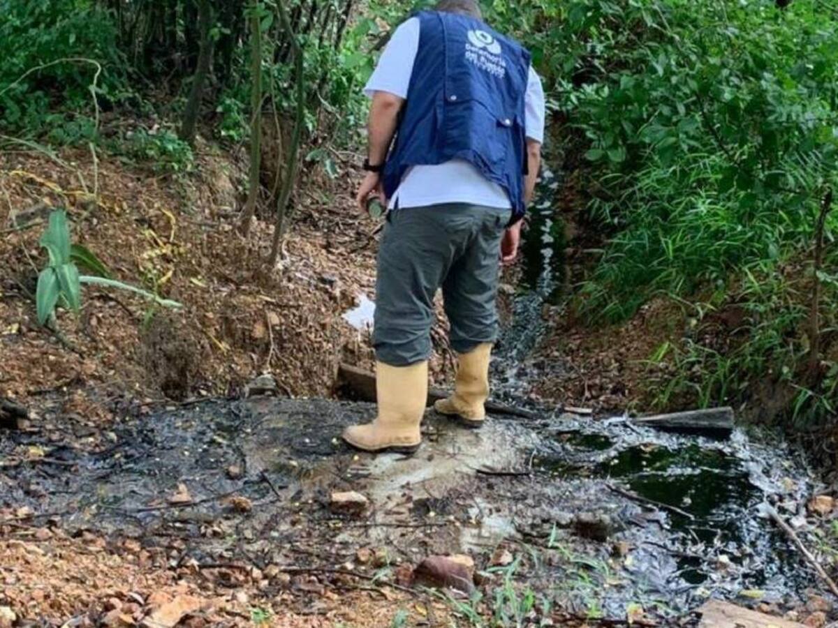 Defensoría del Pueblo reitera alerta por vertimiento de lixiviados en Montería