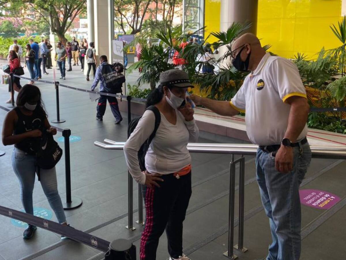 En el primer día sin IVA, Medellín registró un aumento del 30% en ventas