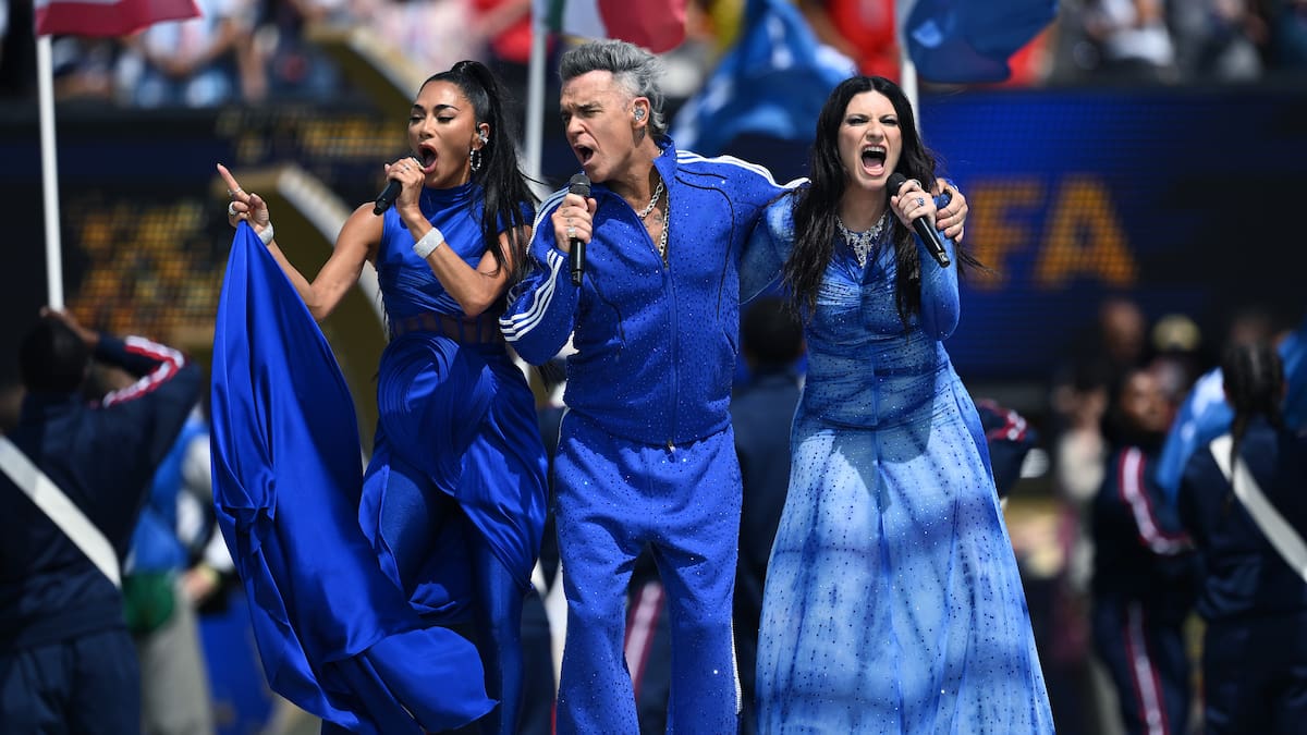 Tom Cruise, Robbie Williams y Laura Pausini brillan en la clausura del Mundial 2026