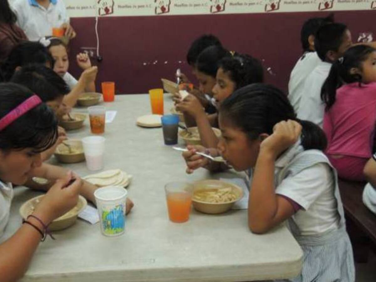 Por adecuación de nuevo operador, 7.800 niños NO reciben almuerzo en el PAE de Envigado