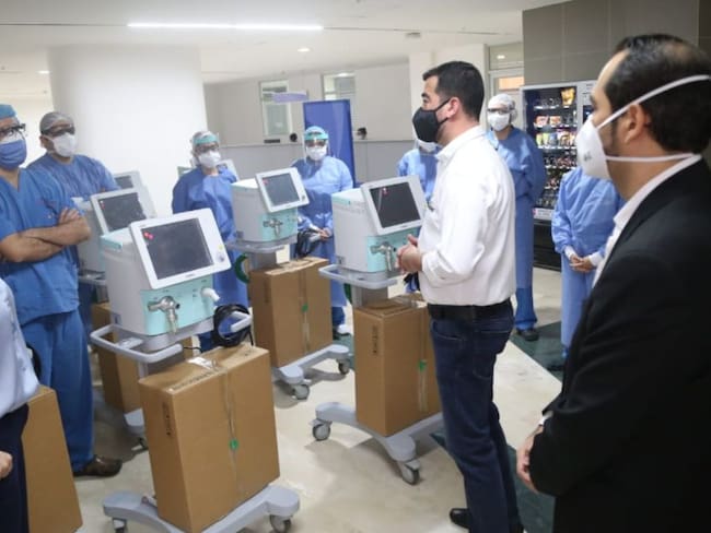 Reconocido oncólogo llama la atención sobre ocupación de UCI