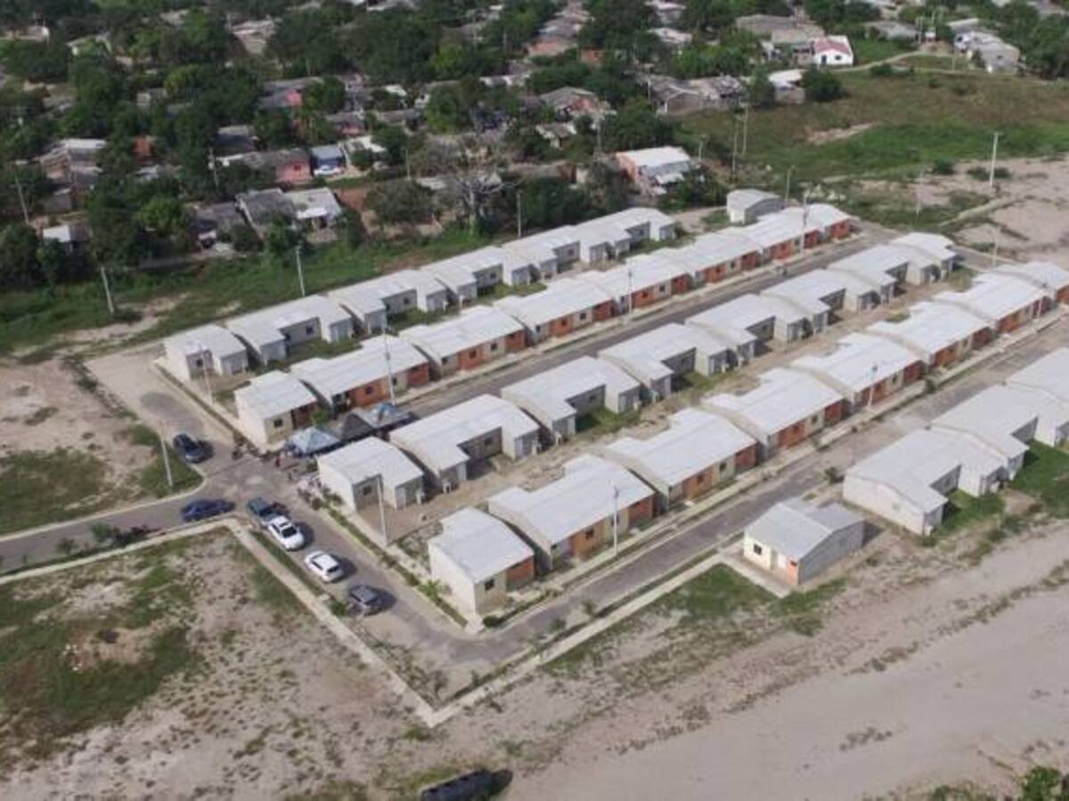 7 años después de ola invernal damnificados esperan casas prometidas