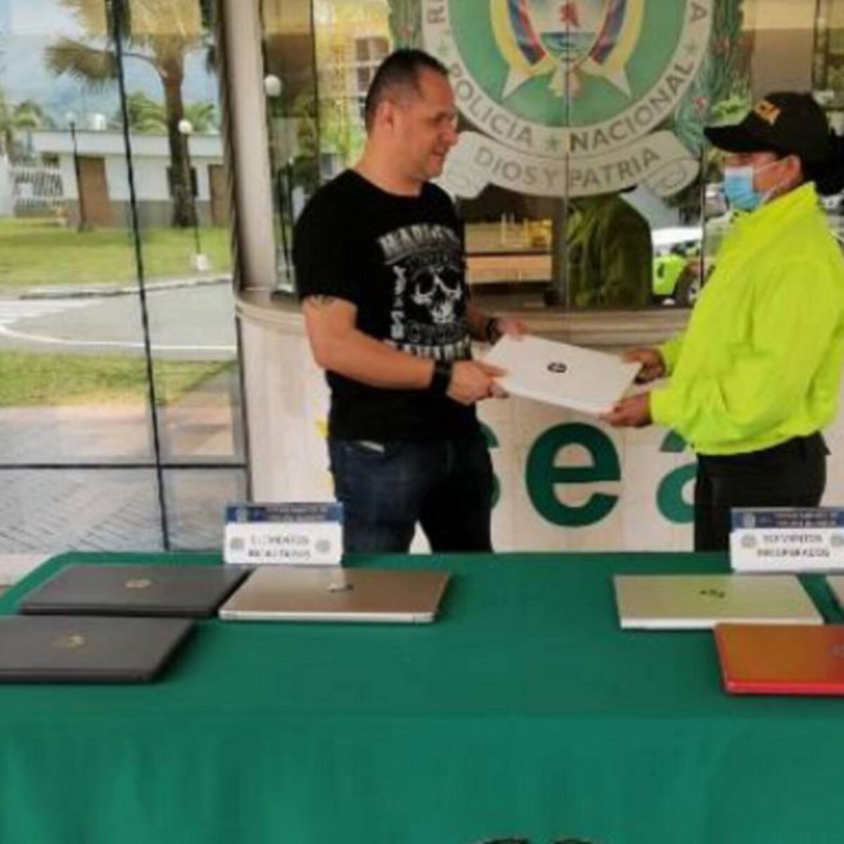 Cámaras de seguridad permitieron recuperar computadores hurtados en Quindío