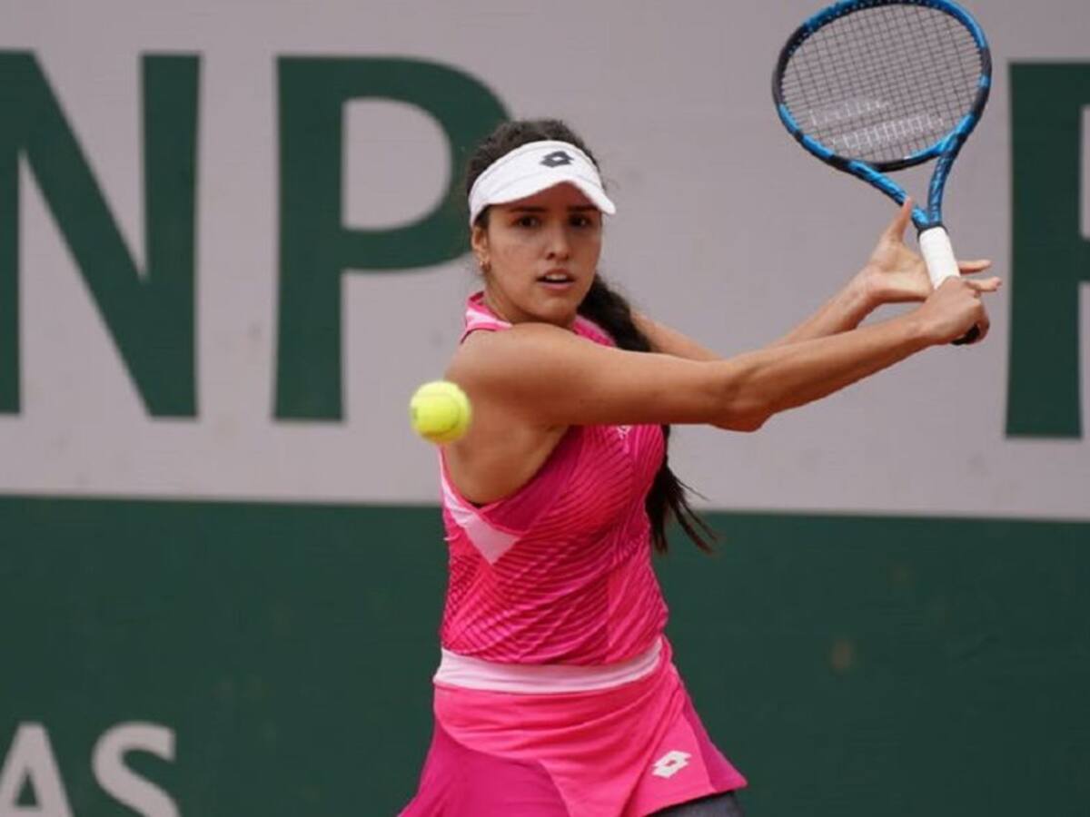 Camila Osorio ganó y está a un partido de la primera fase de Roland Garros