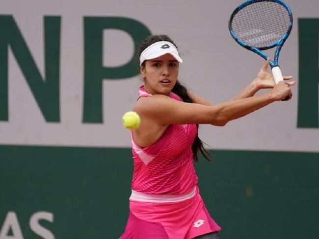 Camila Osorio ganó y está a un partido de la primera fase de Roland Garros