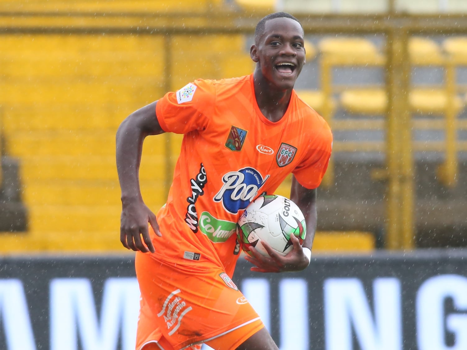 Jhon Jader Durán defendiendo los colores del Envigado en el año 2021. (Cortesía Dimayor)