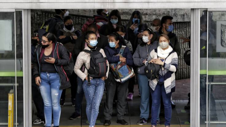 Epidemióloga: Aunque Inglaterra bajo las medidas, Colombia no debe hacerlo