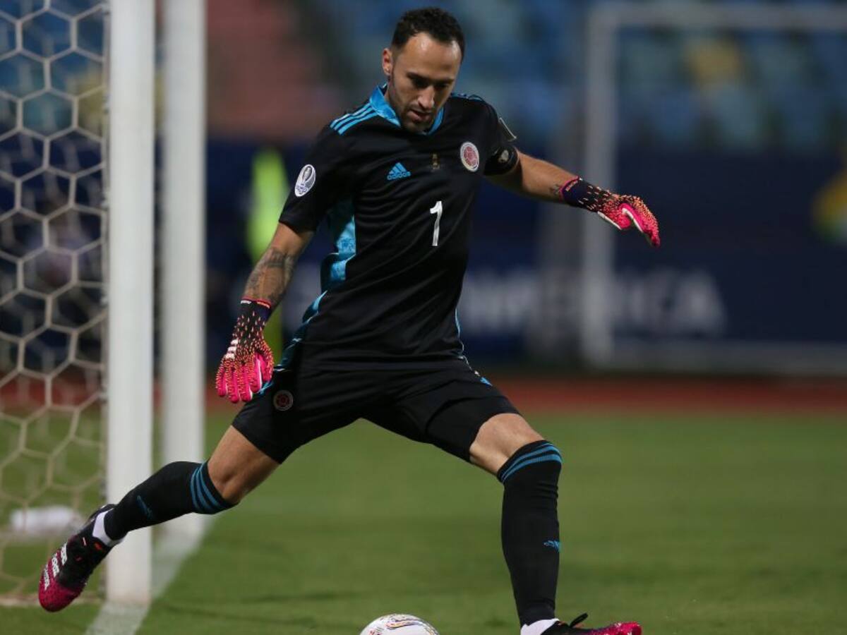 Cambio de aires: Ospina no seguiría en el Napoli y ya tiene pretendientes