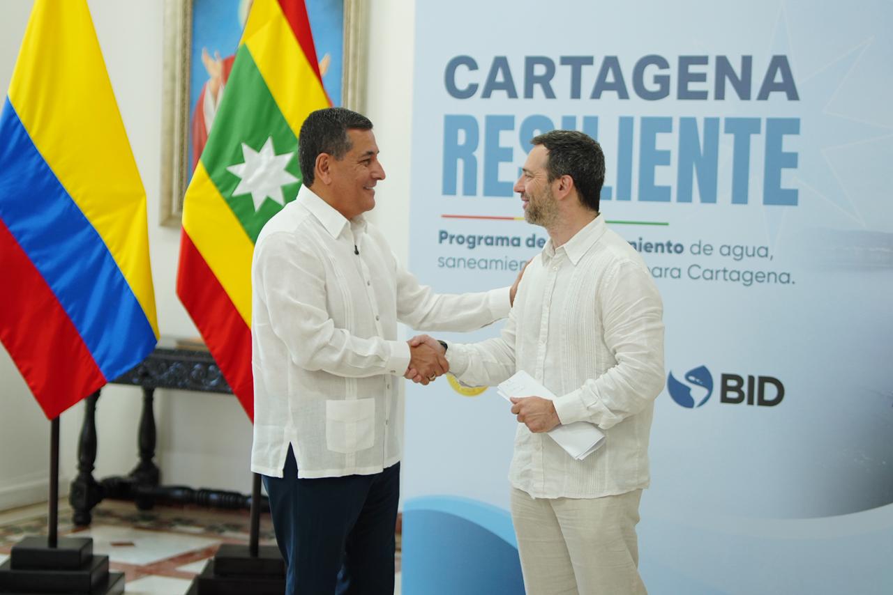 Alcaldía de Cartagena y el BID logran acuerdo para llevar agua potable a Barú y rehabilitar La Bocana