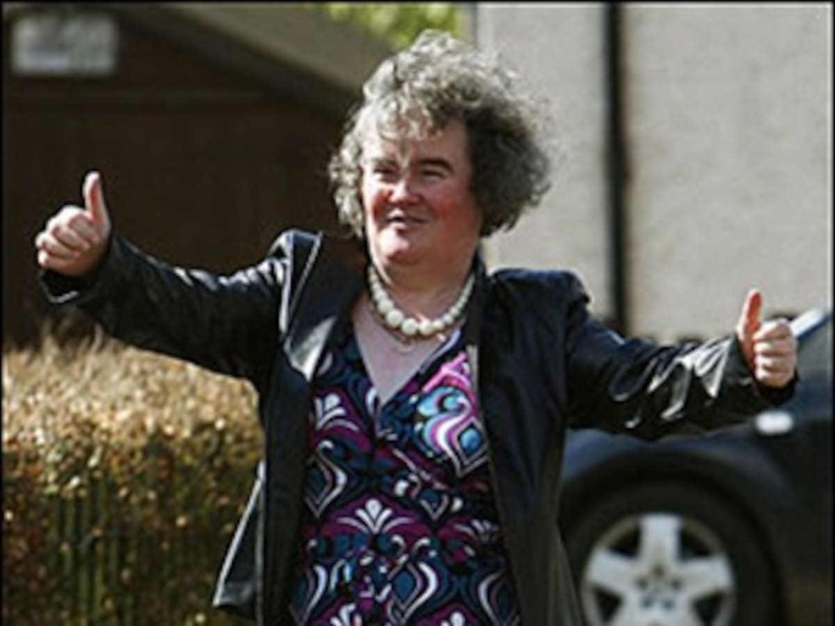Con la fama por las nubes, Susan Boyle mejora su aspecto y se arregla el pelo