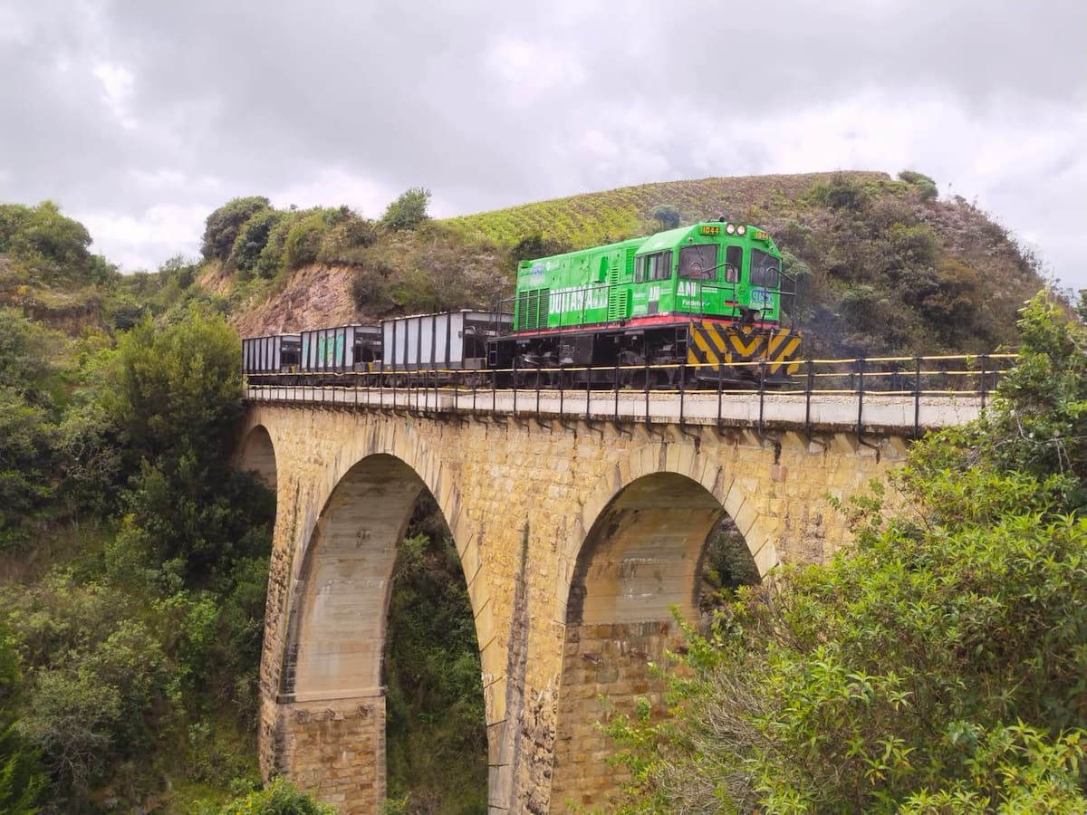 Mintransporte presentó segunda versión del proyecto de Ley Ferroviaria ante el Congreso