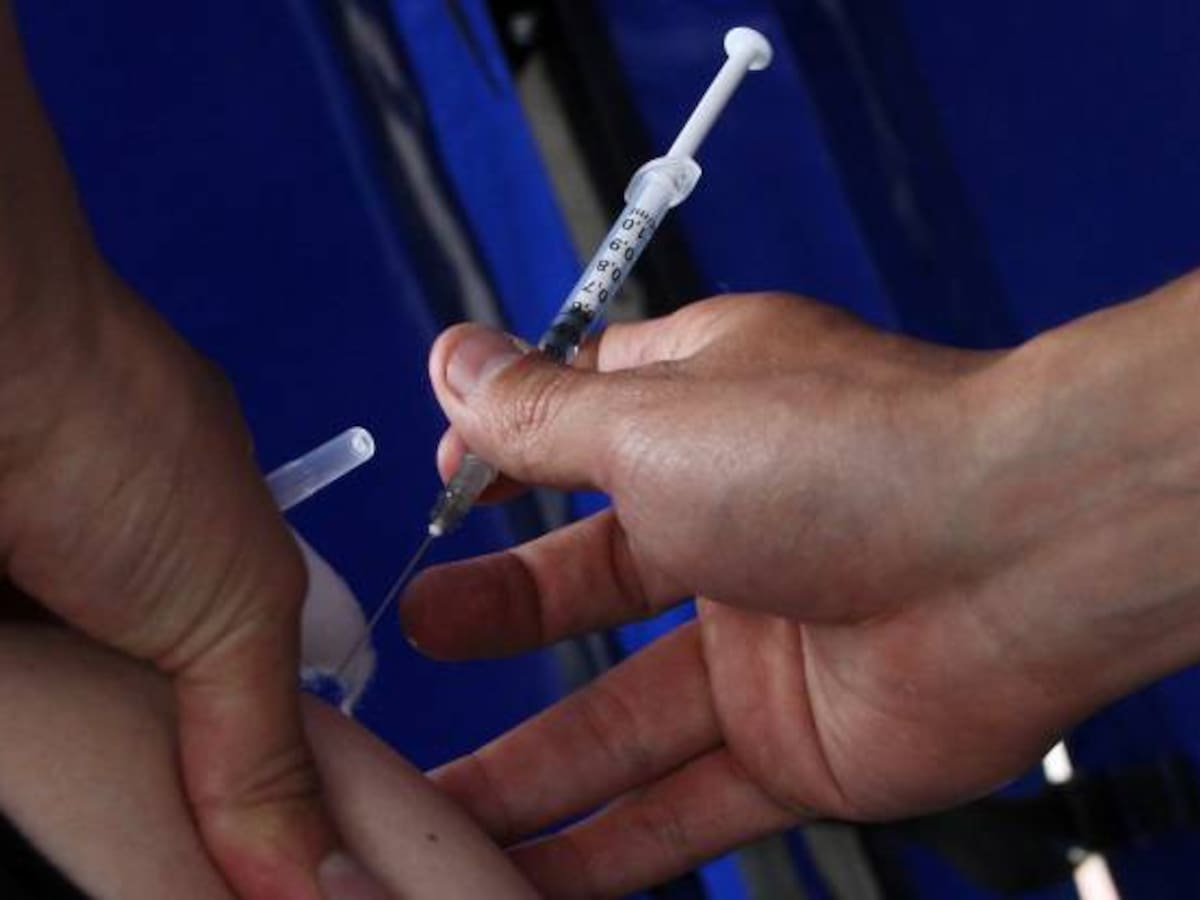 Niñas podrán decidir si se aplican o no la vacuna contra el papiloma humano