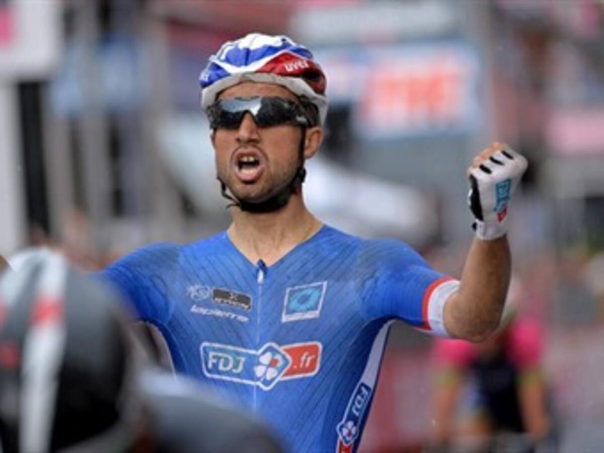 En jornada de transición, Urán conservó el tercer lugar de la general