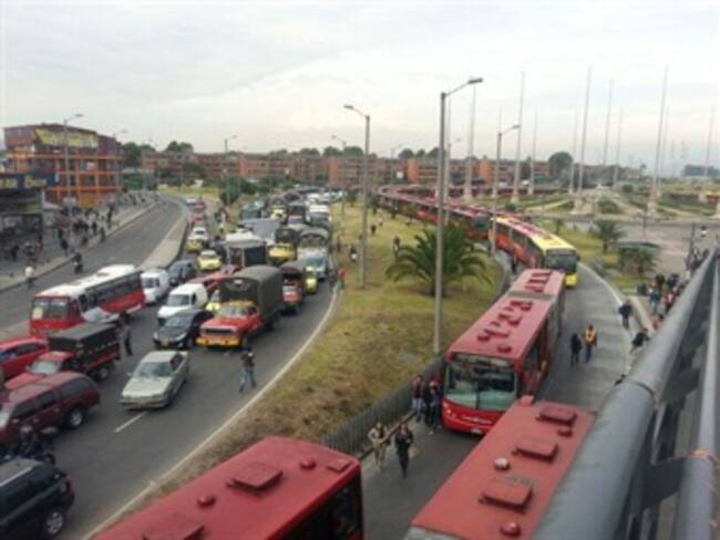 Petro dice que Transmilenio está haciendo procesos para licitar fases 1 y 2