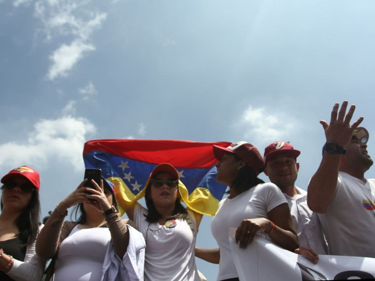 Colombia facilita el ingreso de venezolanos al país