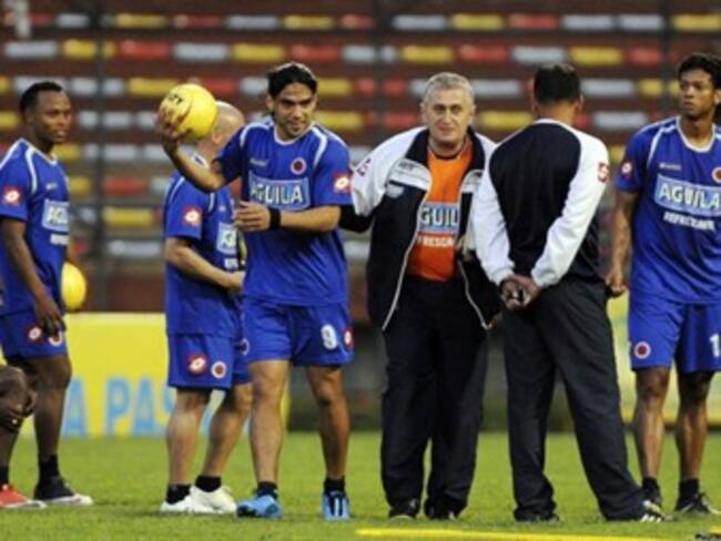 Colombia define sus primeros jugadores titulares para el partido ante los chilenos