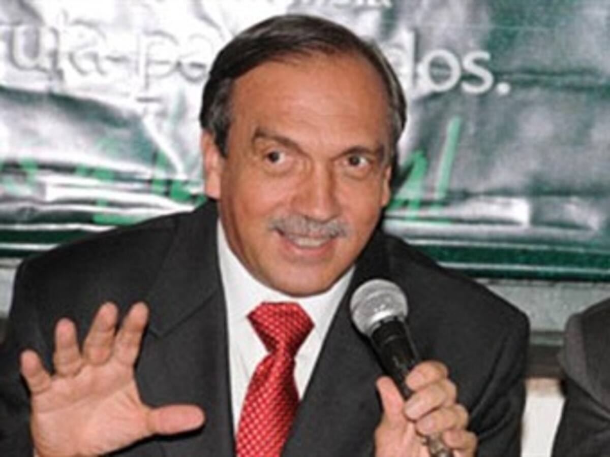 Contraloría imputa cargos a exgobernador de Antioquia